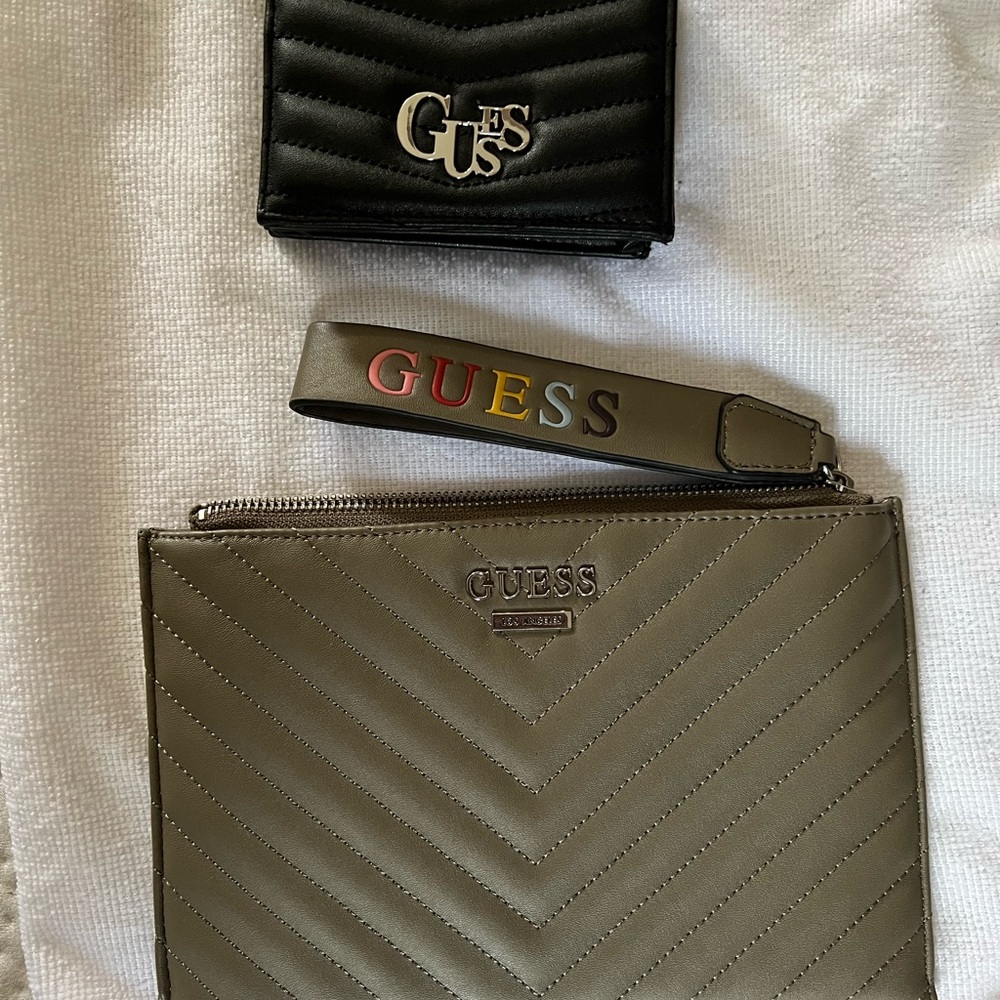 Guess olive wristlet with black card wallet